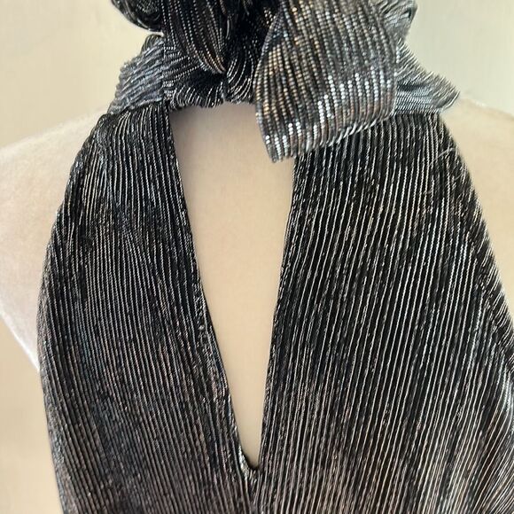 Nine West black metallic halter top with tie back Size M New - Picture 8 of 12